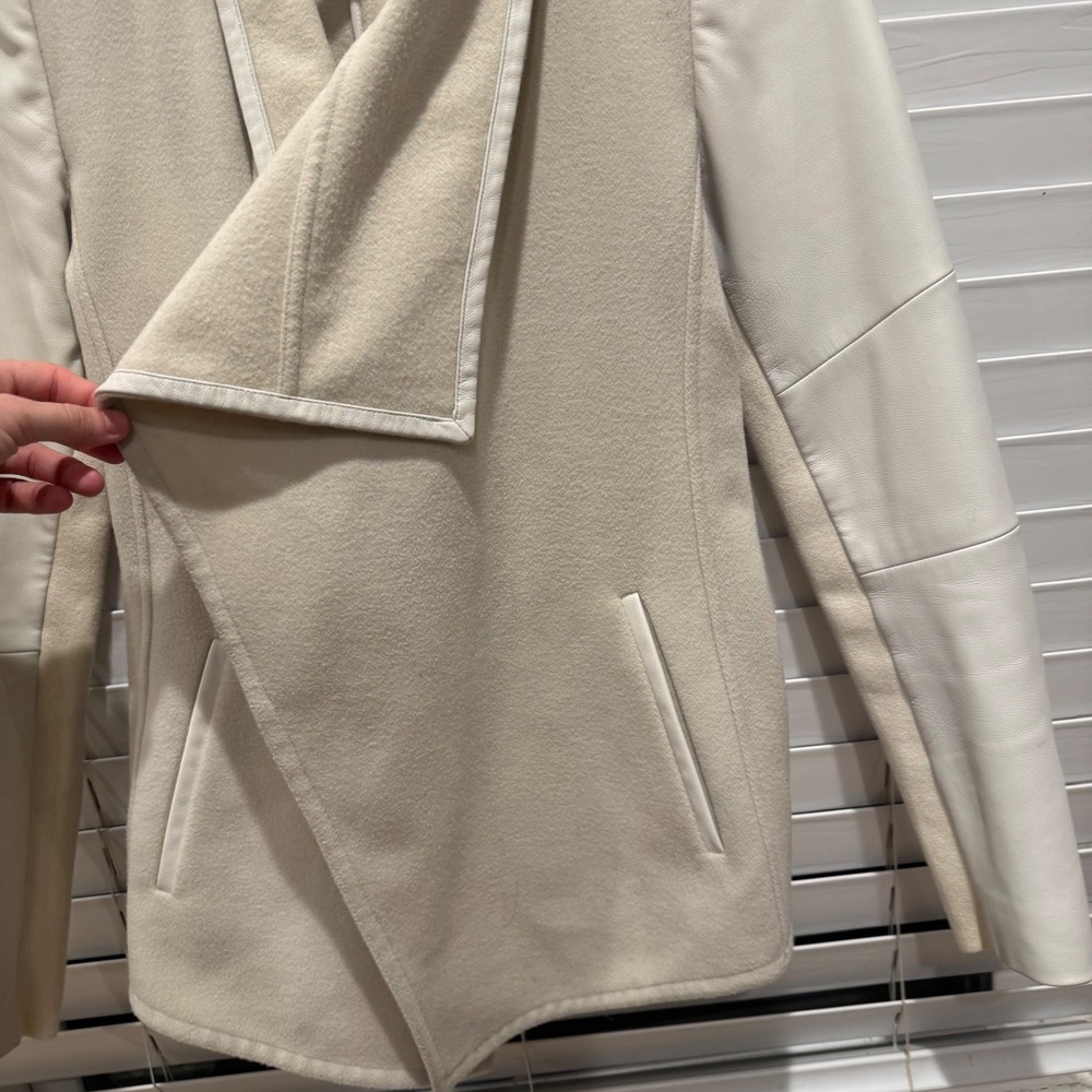 Vince Drape Front Wool Jacket Lamb Leather Sleeves XS Neutral Coat Minimalist‎ - Picture 7 of 8